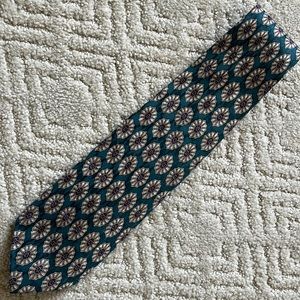 Robert Talbott Best of Class for The Hound necktie 100% silk